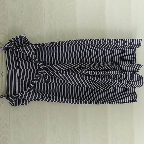 Homemade Jump suite Size Small Grey and White Strips - Picture 4 of 8